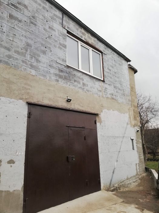 Сдам в аренду гараж( приміщення)  на Рибалському