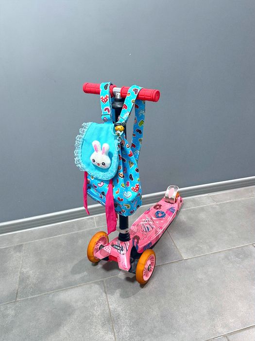 Дитячий, рожевий самокат для дівчинки; триколісний транспорт +рюкзак