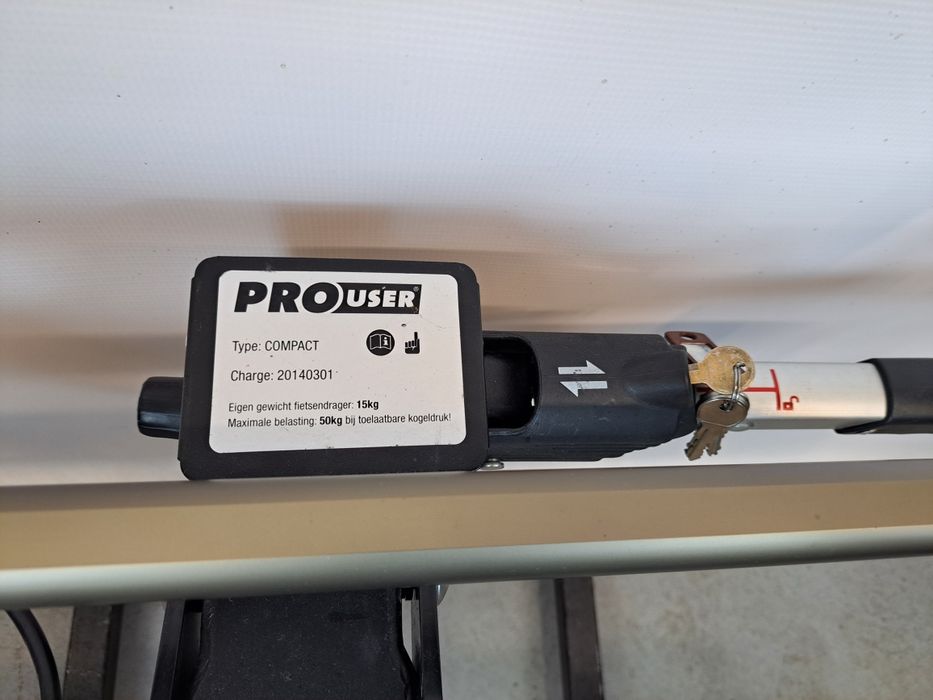 Bagażnik rowerowy na hak ProUser Compact – składany, 2 rowery