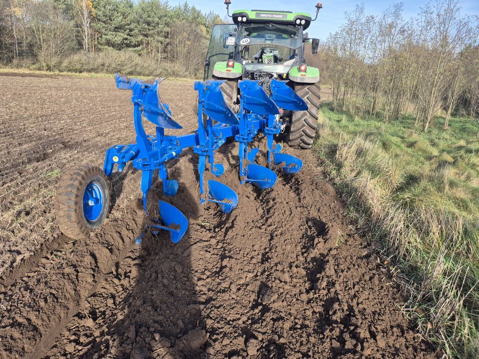 Pług 4 skibowy Obrotowy Overum Na Hydraulice!! Okazja!! Pięknie orze!!