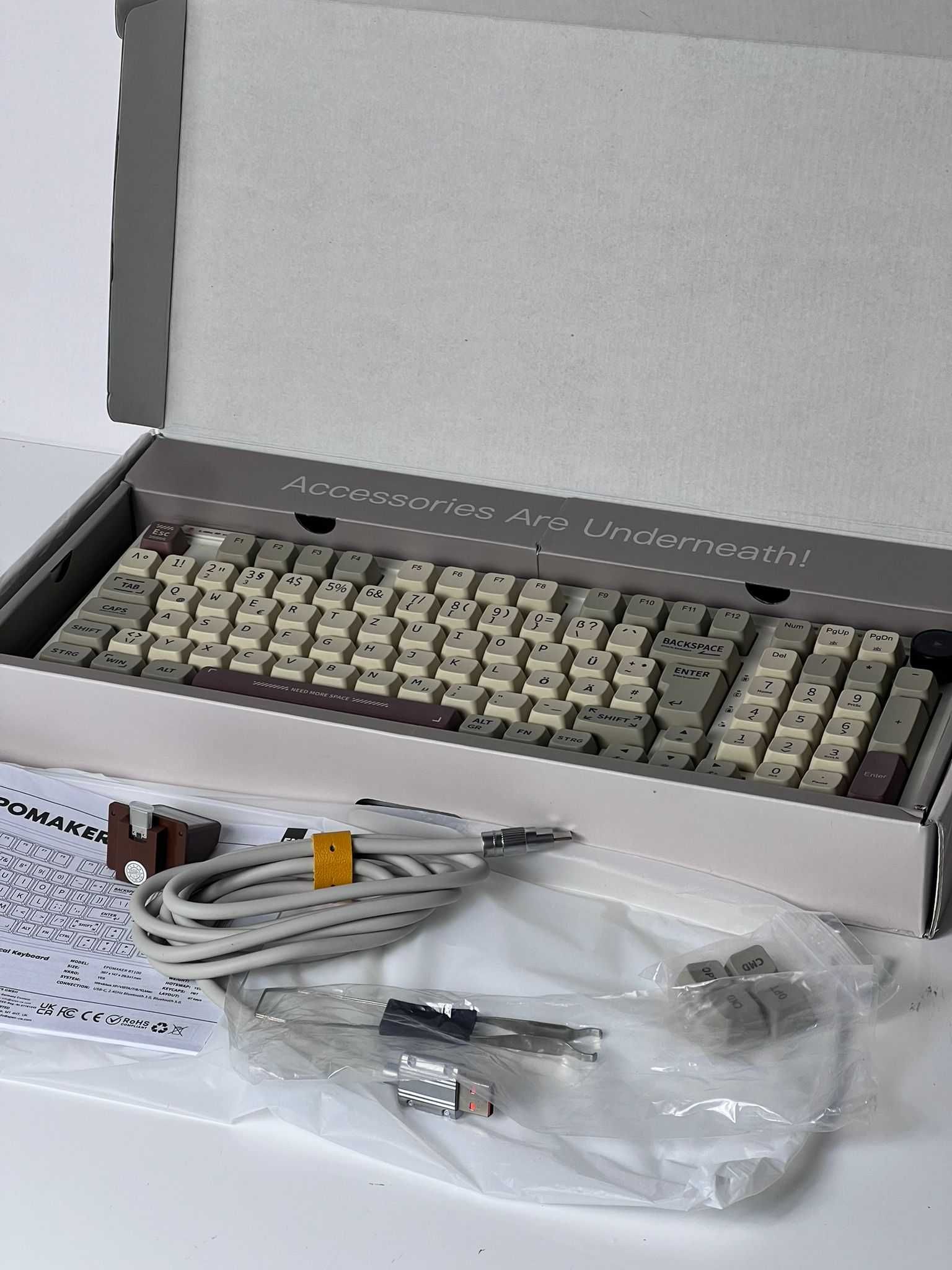 Klawiatura mechaniczna Epomaker RT100 Gateron Yellow Pro QWERTZ