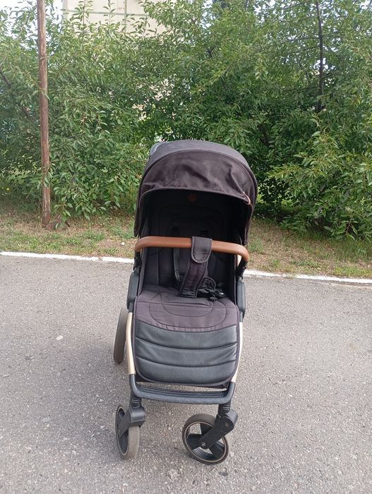 Продам прогулянкову коляску