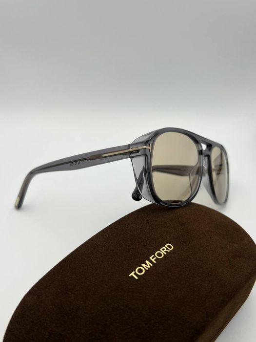 Сонцезахисні окуляри Tom Ford rosco fhotochromic FT1022