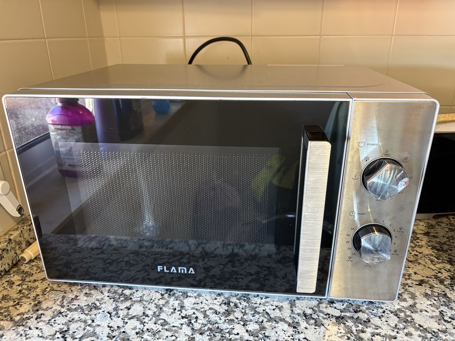 Microondas Flama