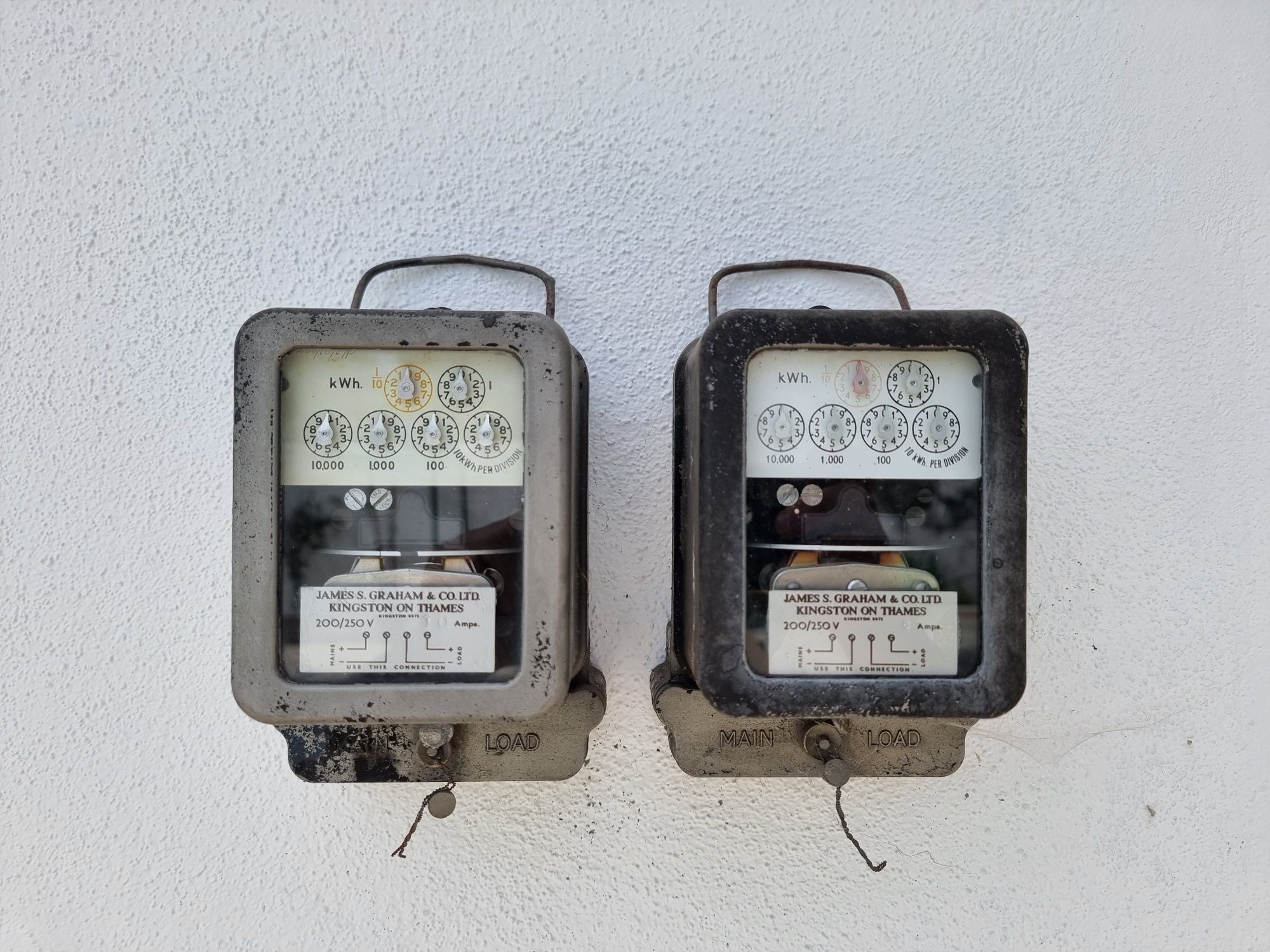 Contadores electricos  analógicos  de coleção