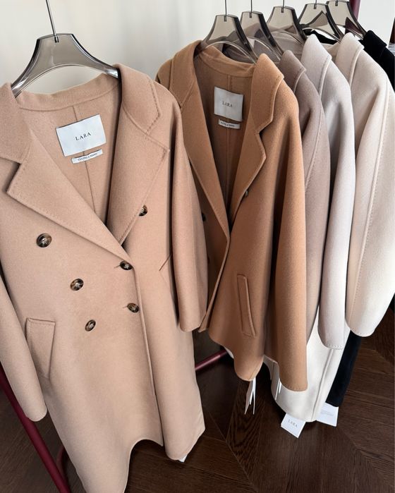 Пальто LARA Італія