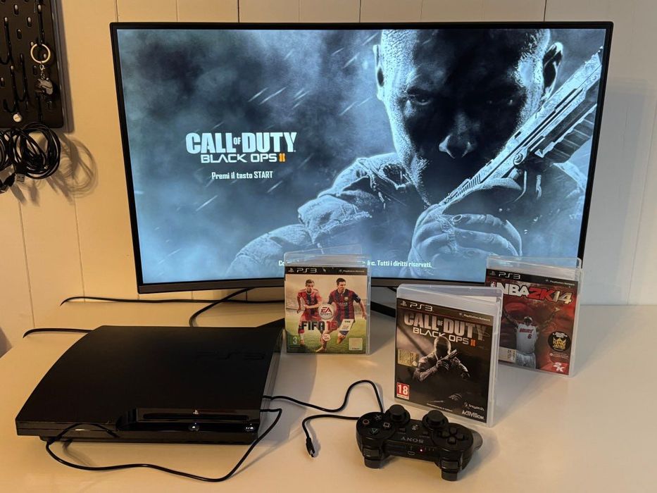 PlayStation 3 Slim — 150 GB