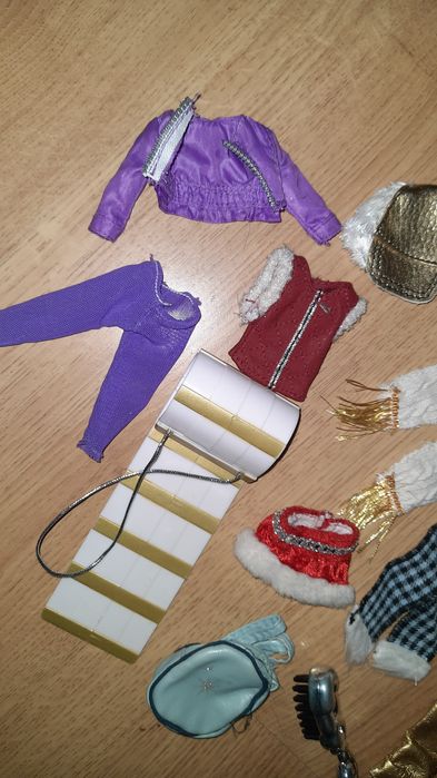 Ubranka dla lalek bratz