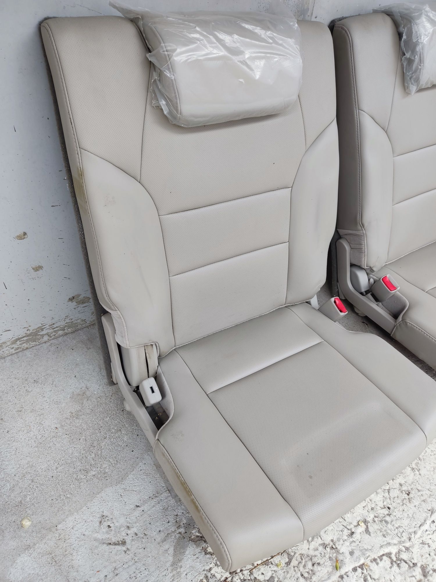 Третий ряд сидений Acura MDX2