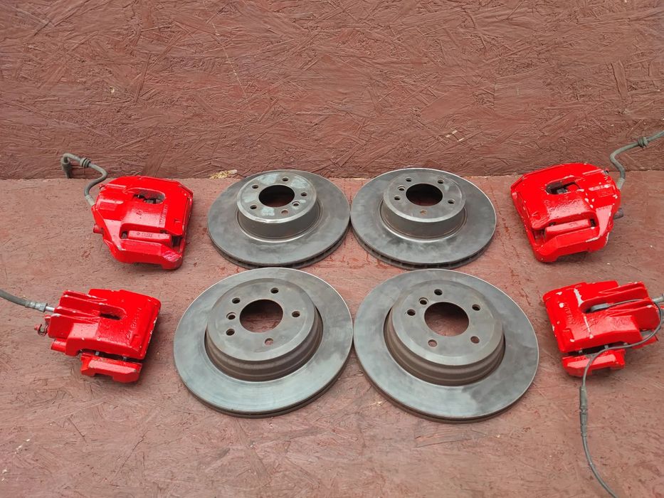 BMW E60 / E61 / E60LCI / E61LCI ORYGINALNY KOMPLET ( SWAP ) HAMULCY PRZÓD 324MM TYŁ 320MM + ZACISKI + JARZMA + TARCZE Z SILNIKA M54B30 / M57D30 O NR. 34 11 6 753 659 / 34 11 6 753 660 / 34 11 6 753 661 / 34 21 6 758 057 / 34 21 6 766 074 OEM SPRAWNE W 100
