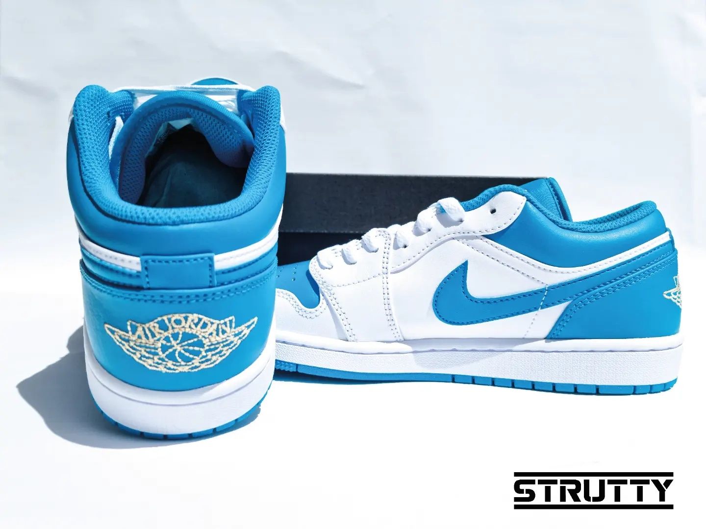 Nike Air Jordan 1 Low Aquatone