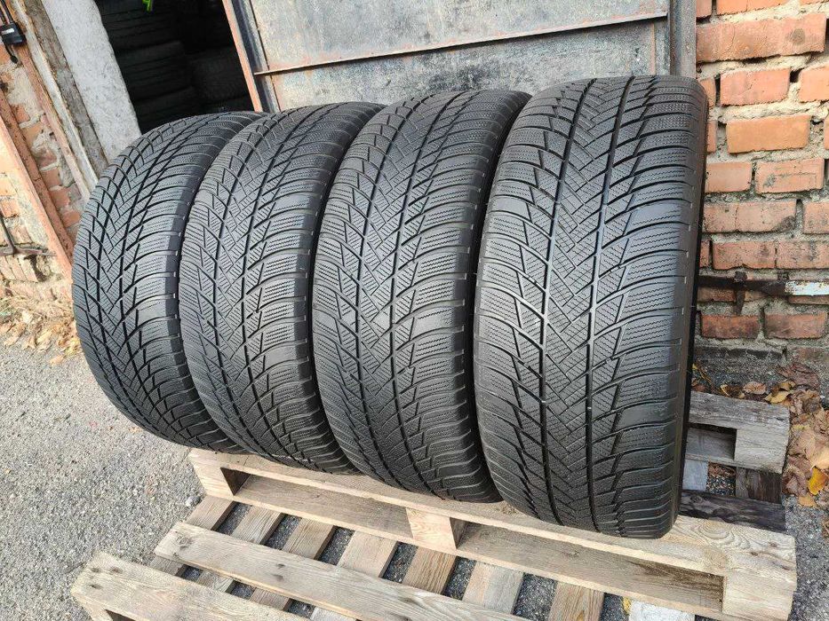 Bridgestone Blizzak LM001 235/50r19 4шт, 19-21год, ЗИМА из Германии