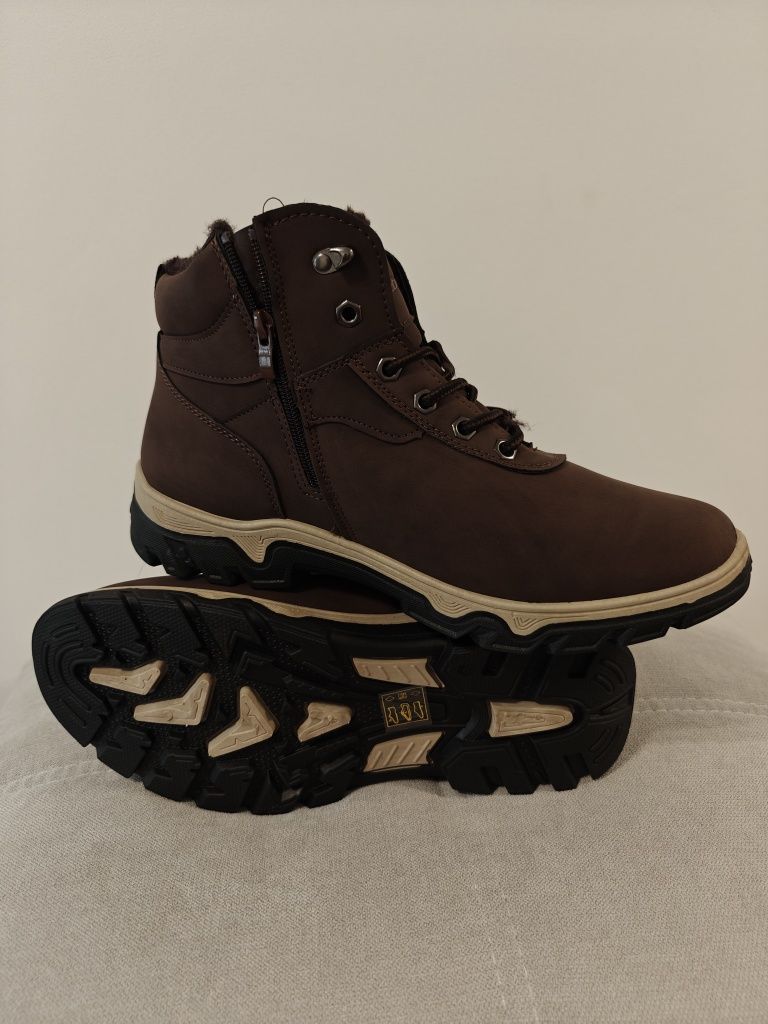 Męskie buty zimowe różne rozmiary