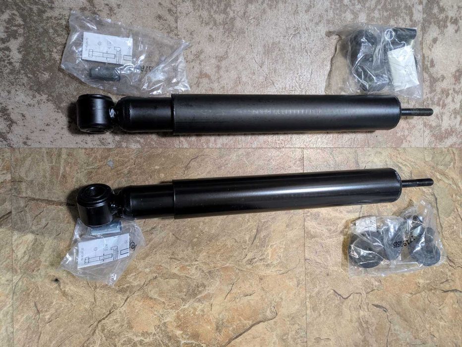 Передні амортизатори передній  бронеавтомобіль Козак 5 Новатор