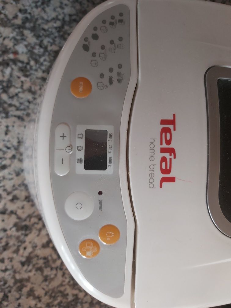 Maquina fazer pão Tefal home bread