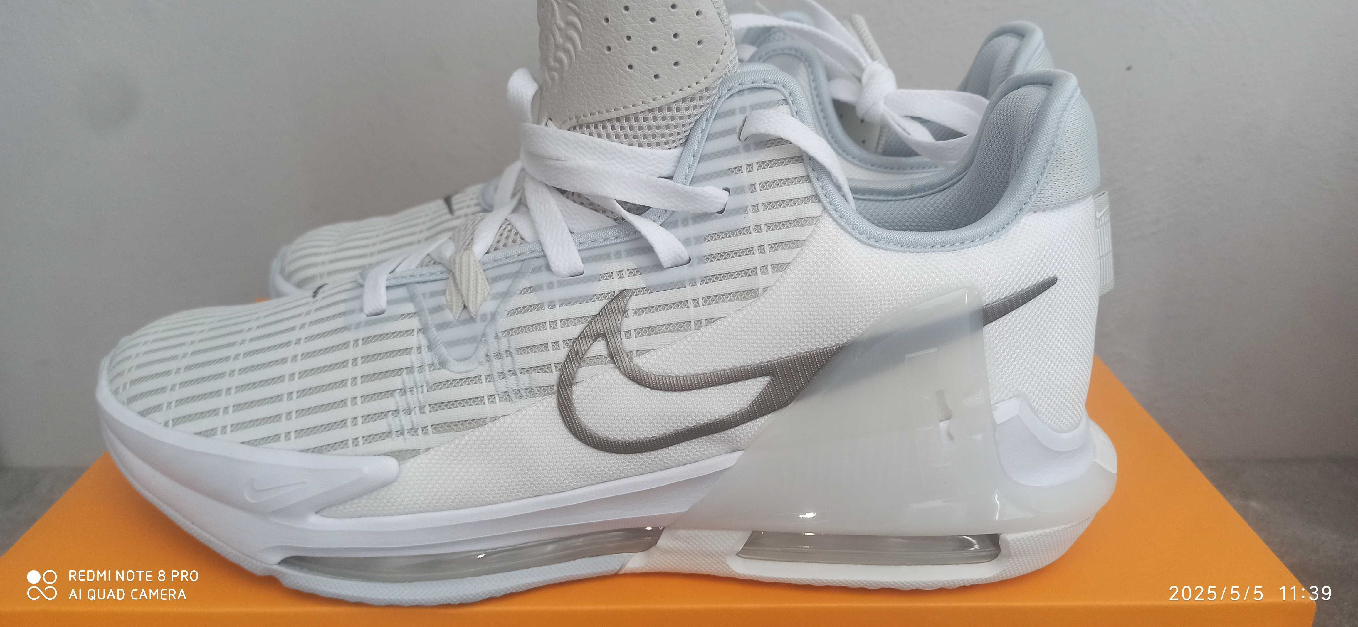 Buty Nike LeBron witness VI