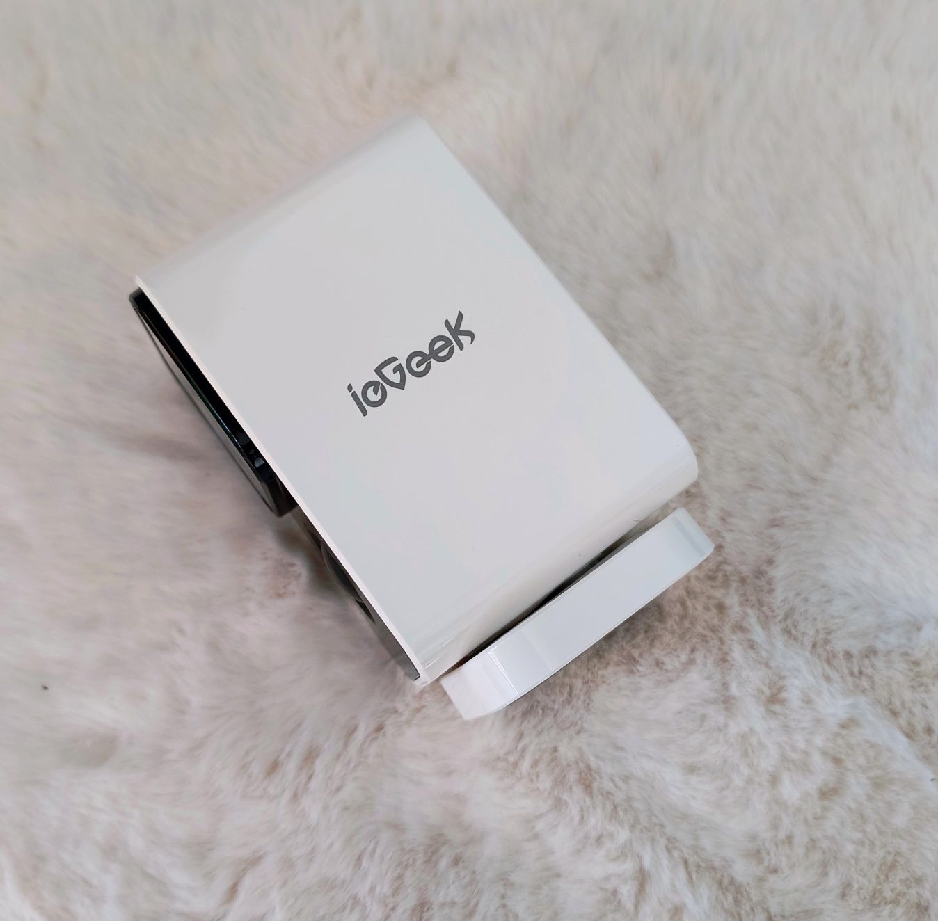 IEGEEK Kamera Zewnętrzna 180° Bezprzewodowa PIR Detekcja Ruchu IP65 Al