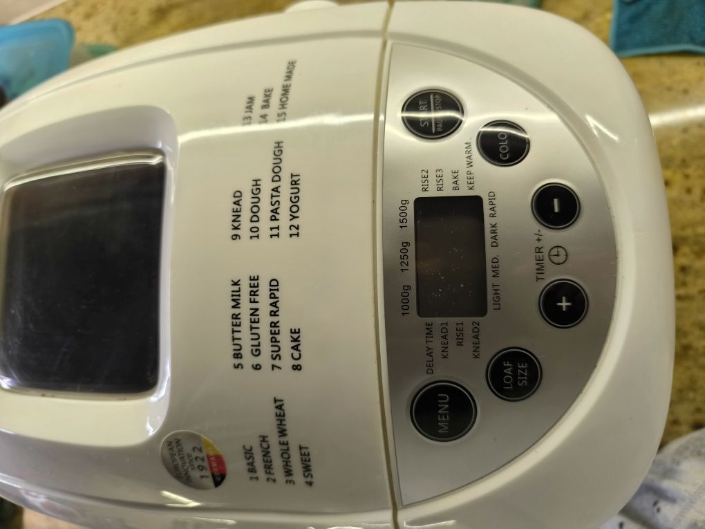 Maszyna do pieczenia chleba automat 15 programów 850W AD6019