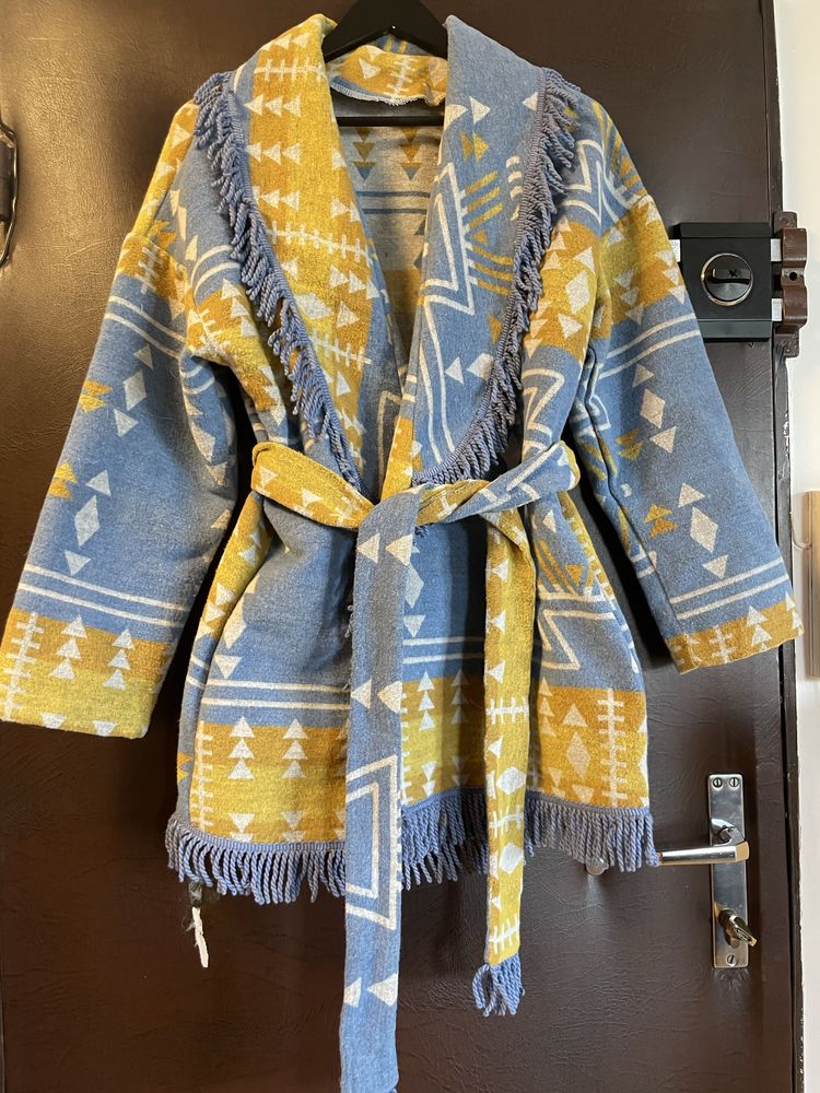 Kurtka plaszczyk narzutka festywal boho hippie etno indianski wzor