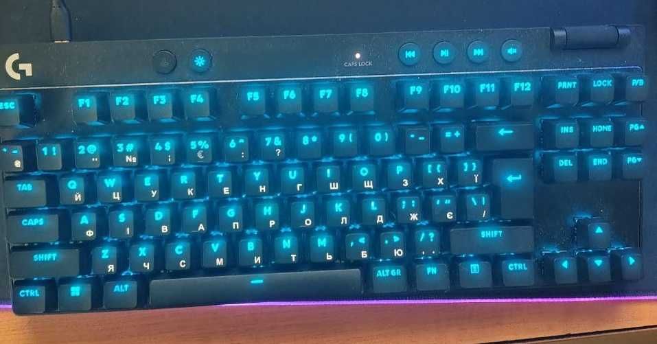 Продам б\у магнитную клавиатуру Logitech Pro X TKL RAPID
