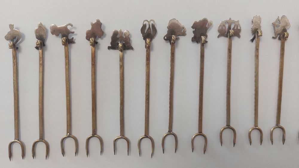 Garfos de aperitivo em prata