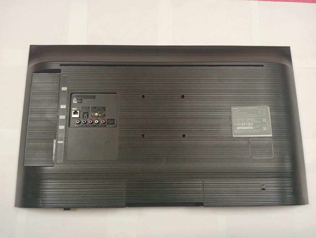 Телевізор Samsung ue32t5300. В чудовому стані