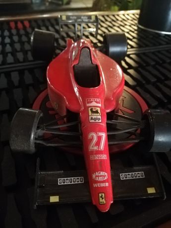 Miniatura Carro Formula 1 - Ferrari (Jean Alesi)