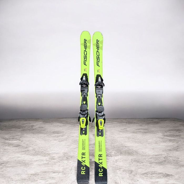 Narty Fischer RC4 XTR 140 cm + Fischer RS 10