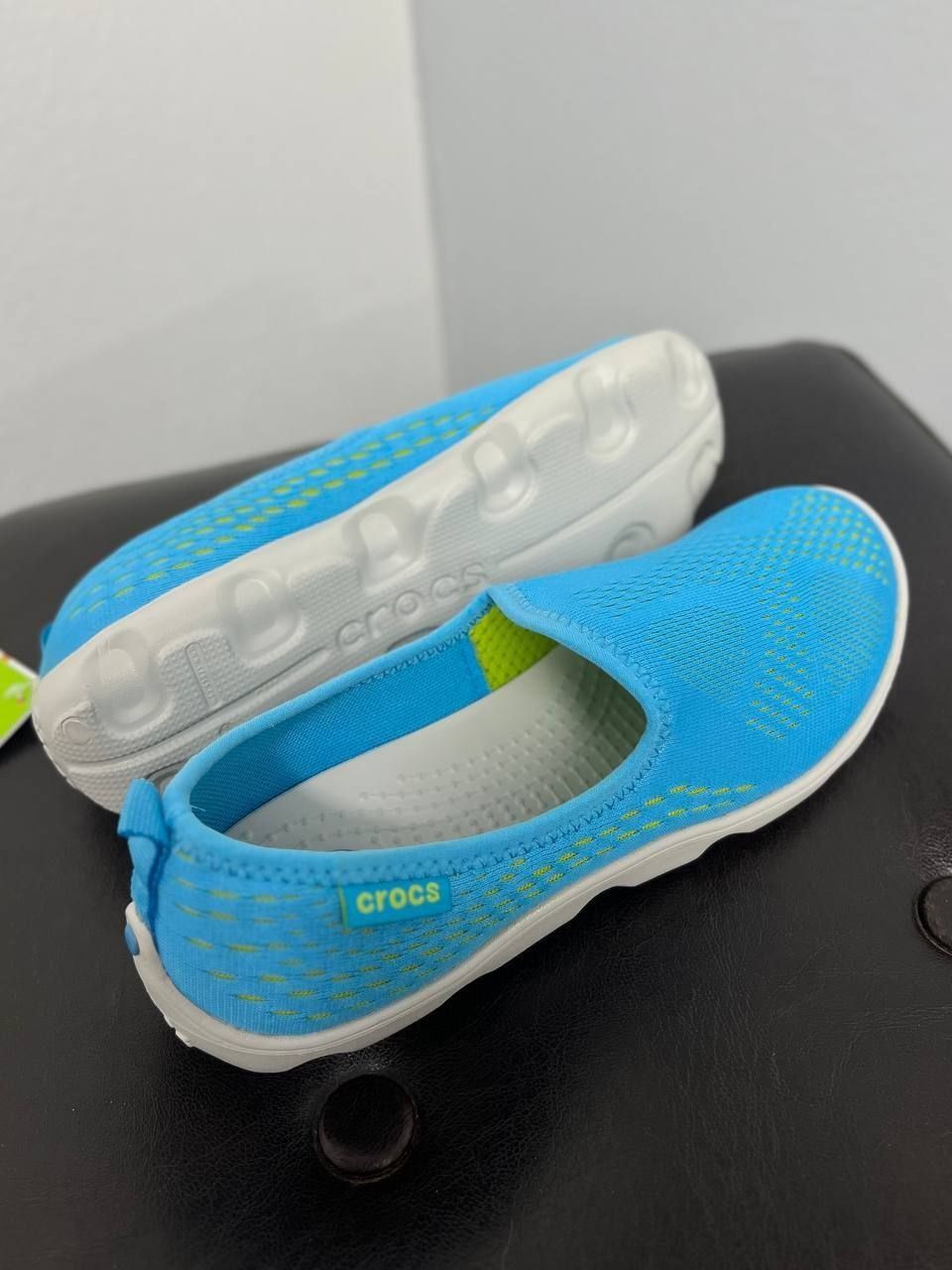 Мокасини Crocs є опт