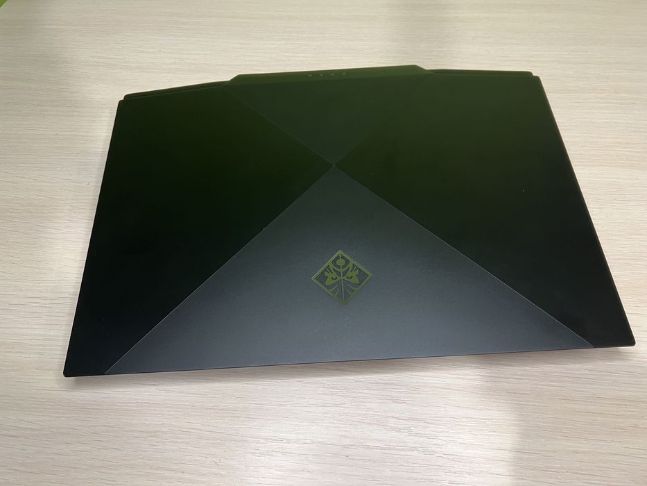 Ігровий ноутбук HP OMEN 15, i5+ RTX 2060