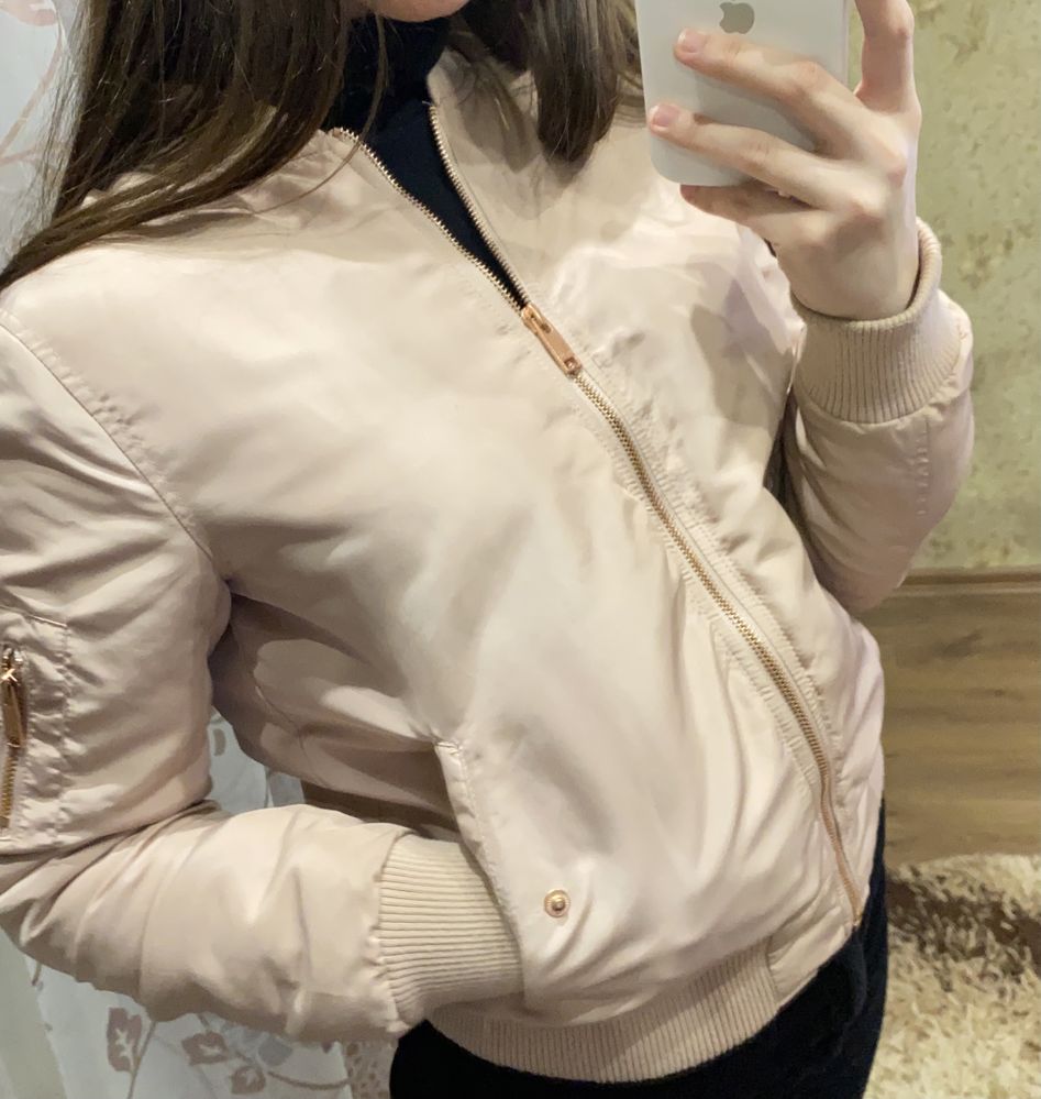 Бомбер CROPP