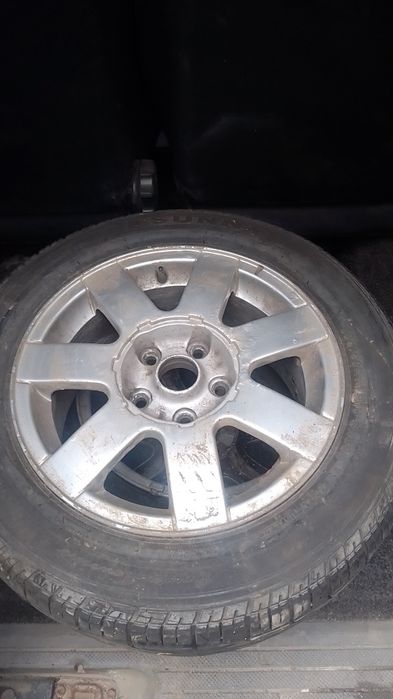 Двері пасажирські і ляда пасат б 5 і комплект дверей від сідана