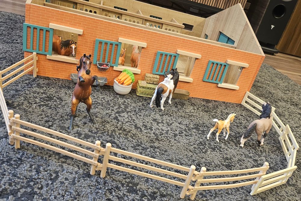 Stajnia konie duży zestaw