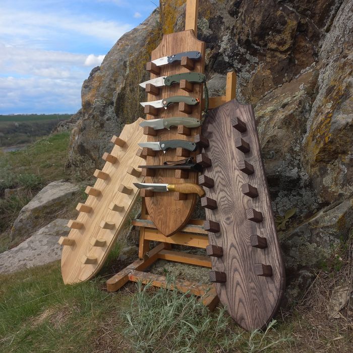 Підставка для ножів, ніж