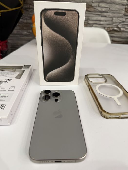 iPhone 15 Pro 128 gb stan idealny