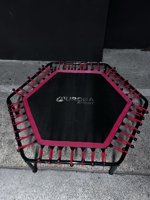 Trampolina batut dom / ogród mini 130/115 cm