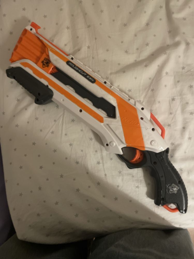 Nerf shotgun N-Strike Elite RoughCut 2x4
