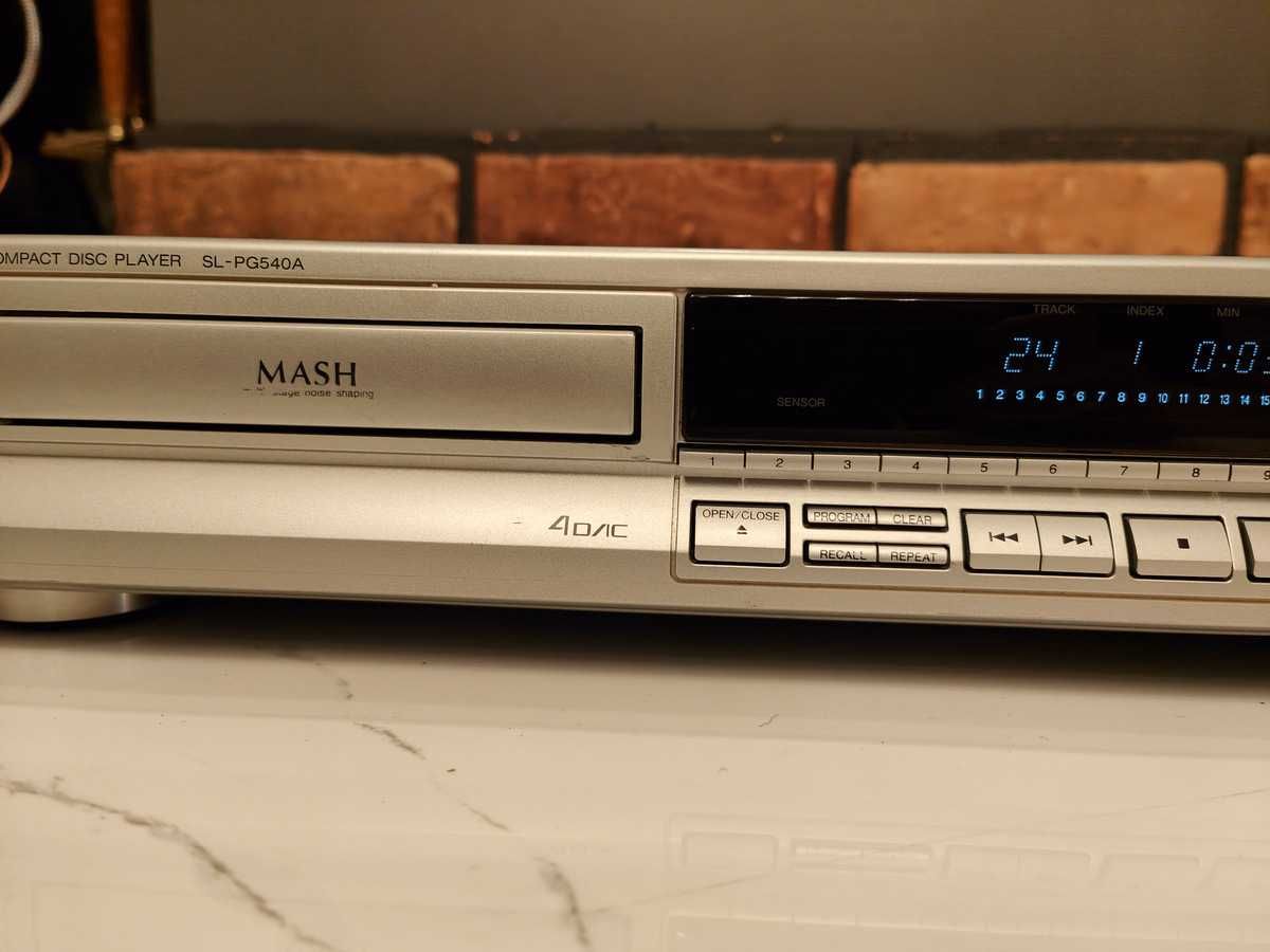 TECHNICS SL PG540A ! Odtwarzacz CD ! Srebrny