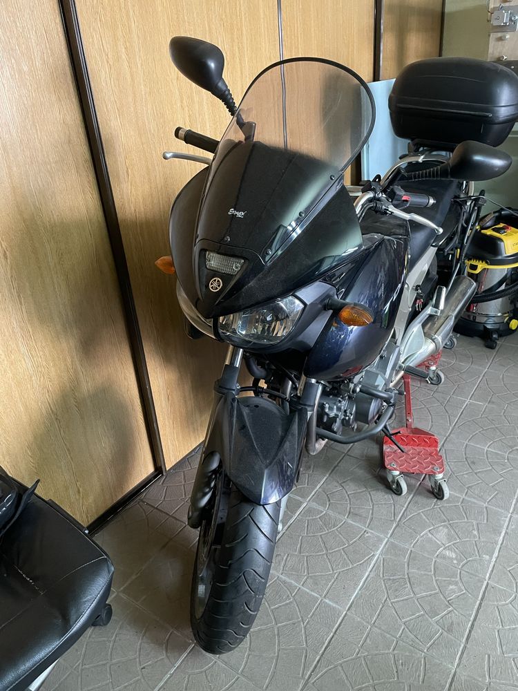 Vende-se moto Yamaha TDM 900
