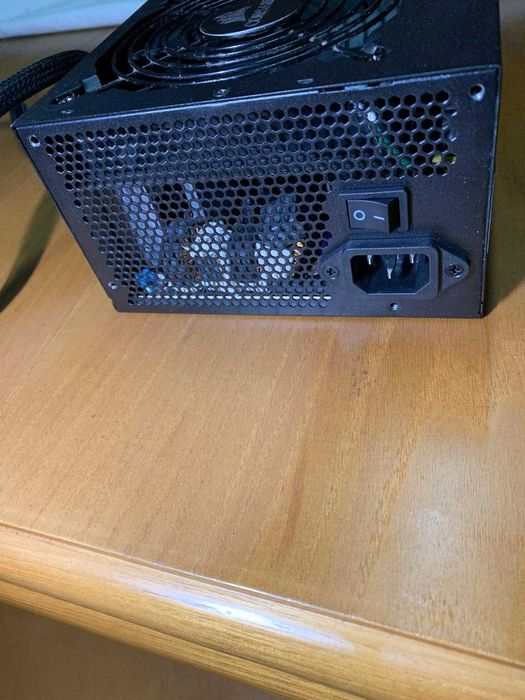 Fonte de Alimentação ATX CX550M 80 PLUS Bronze