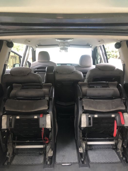 Пежо 807 (7місна)