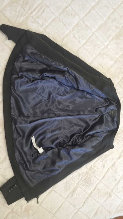 Casaco Preto Homem Novo