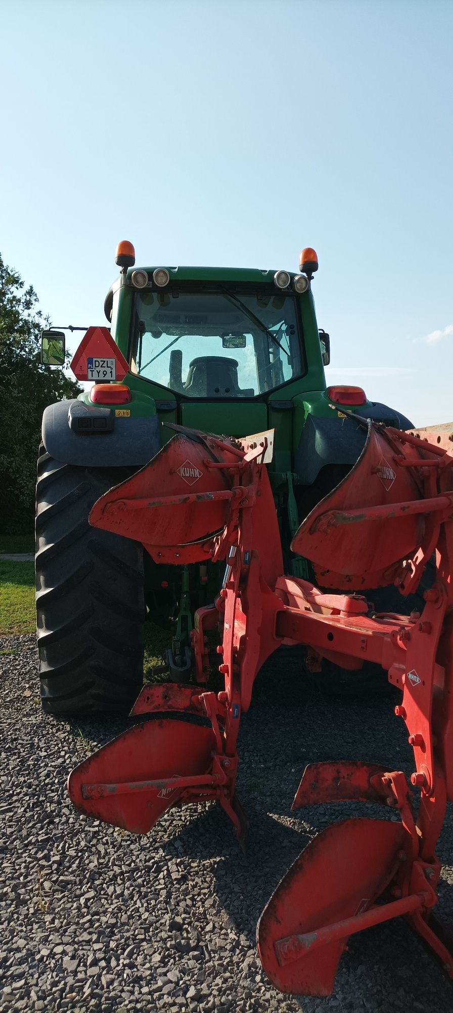pług marki KUHN 4+1