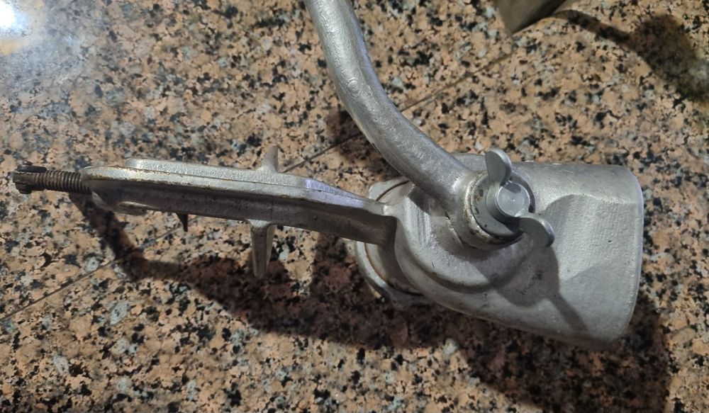 Мясорубка чугунная,  большая,  СССР