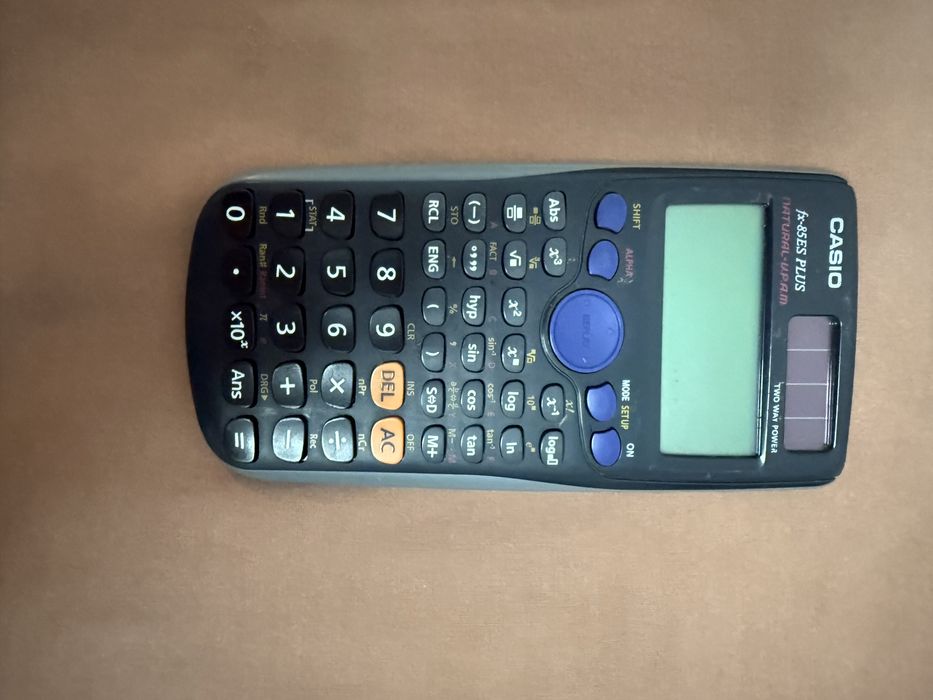 calculadora científica Casio fx-85ES PLUS