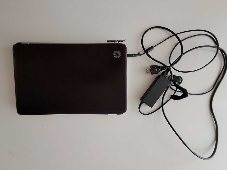 Laptop HP Pavilion dv7 – 8GB RAM – Uszkodzony korpus, sprawny ekran