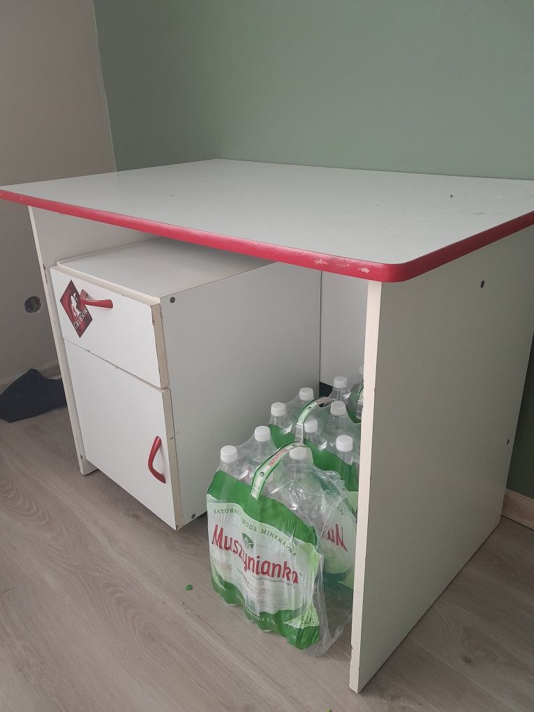 Biurko oddam za darmo