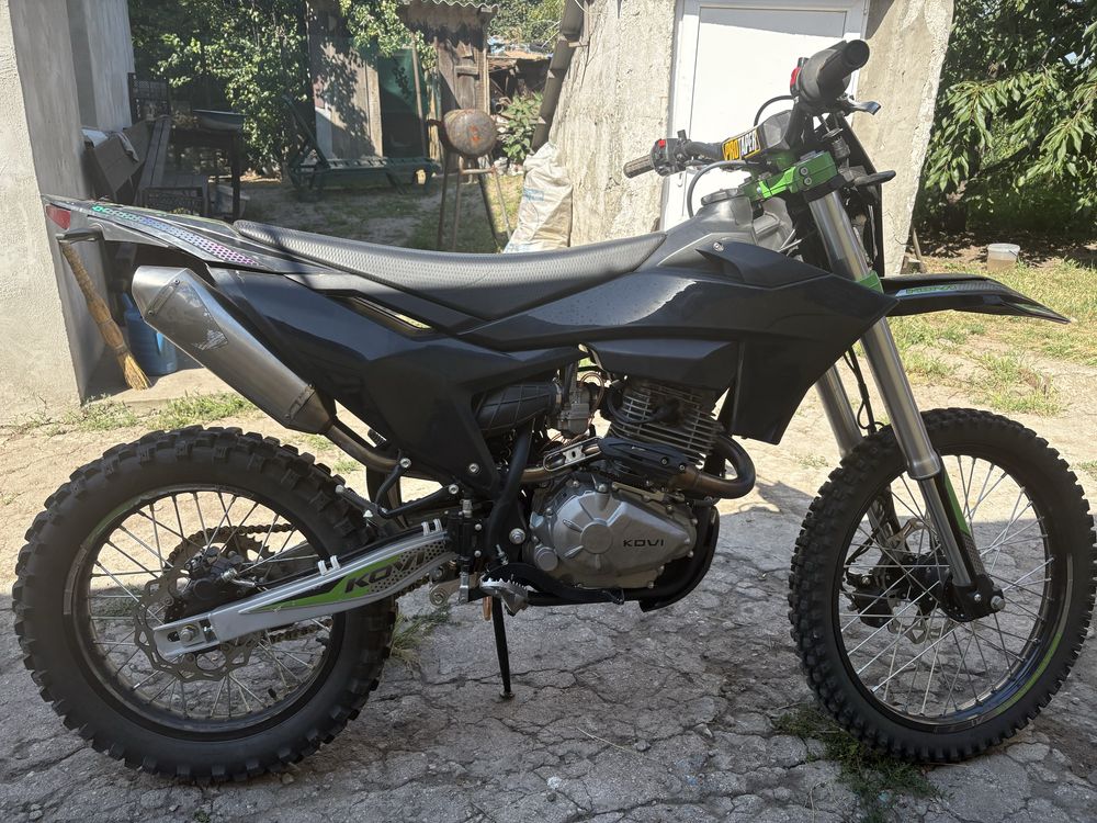 Мотоцикл KOVI JNC 300