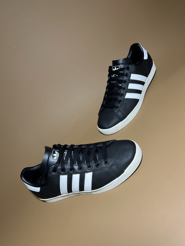 Кросівки  40р. Adidas Coast Star EE8901