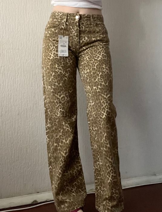 Нові джинси zara широкі з анімалістичним принтом